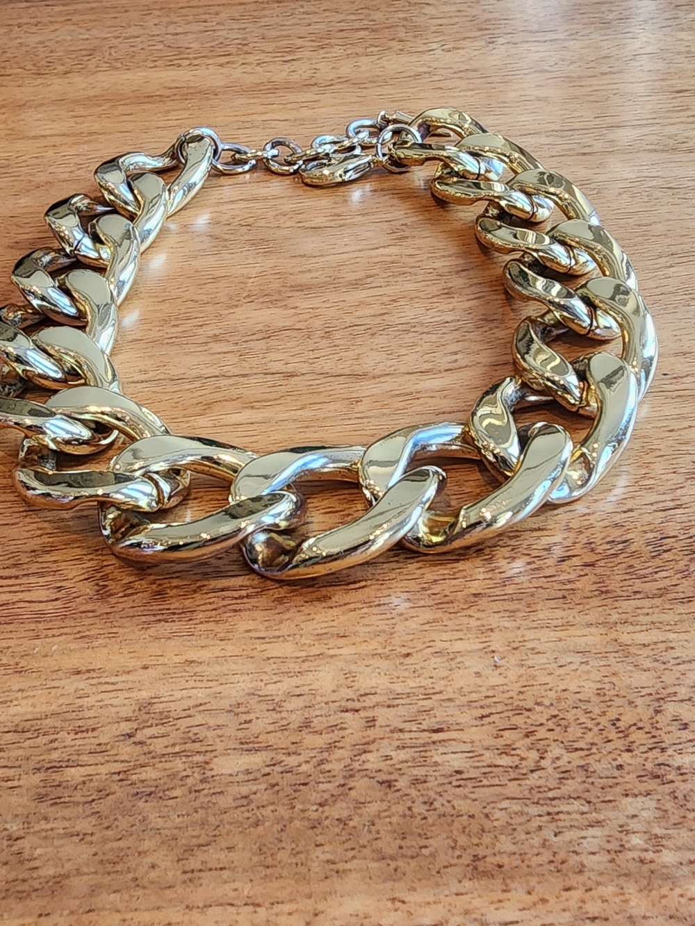 Gold Chunky Chain Link Necklace - Women Jewelry - Picture 6 of 6